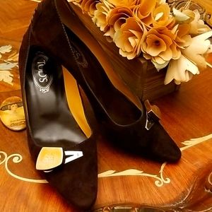 Womens Tod's heels size 37 1/2